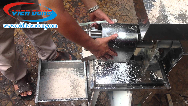 GIÁ máy ép nước cốt dừa 