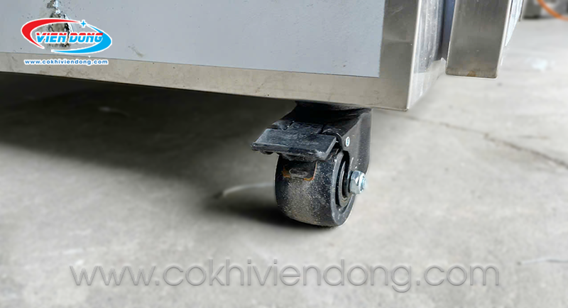 Tủ sấy công nghiệp 40 khay