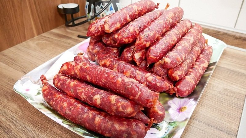 làm lạp sườn