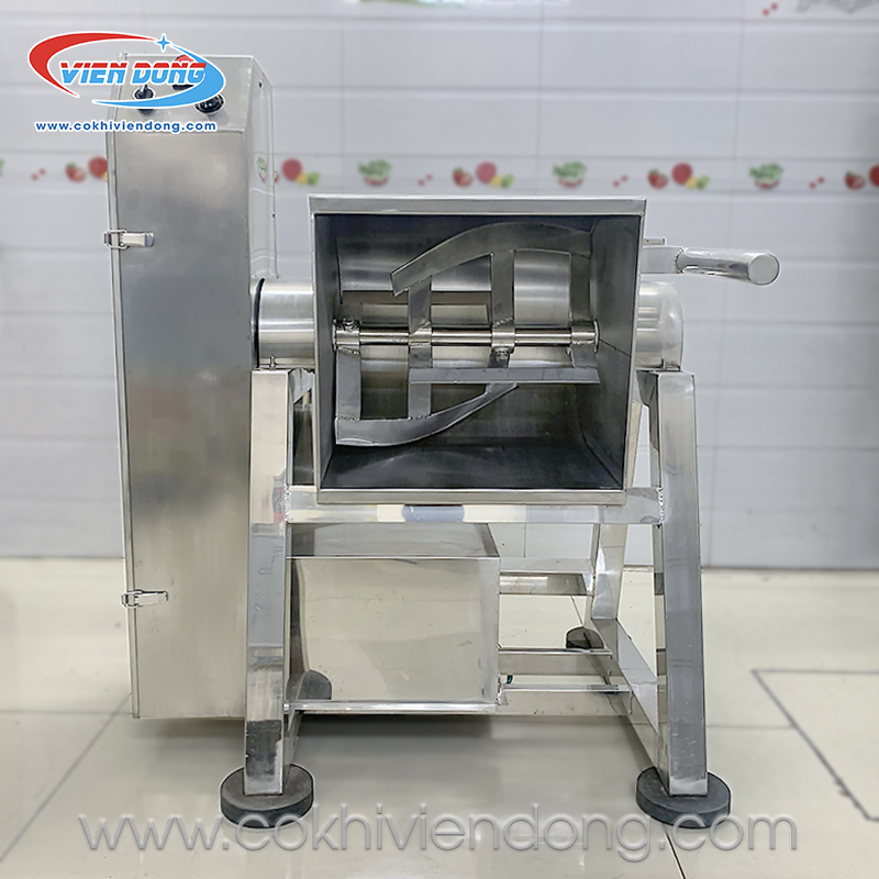 máy trộn nguyên liệu