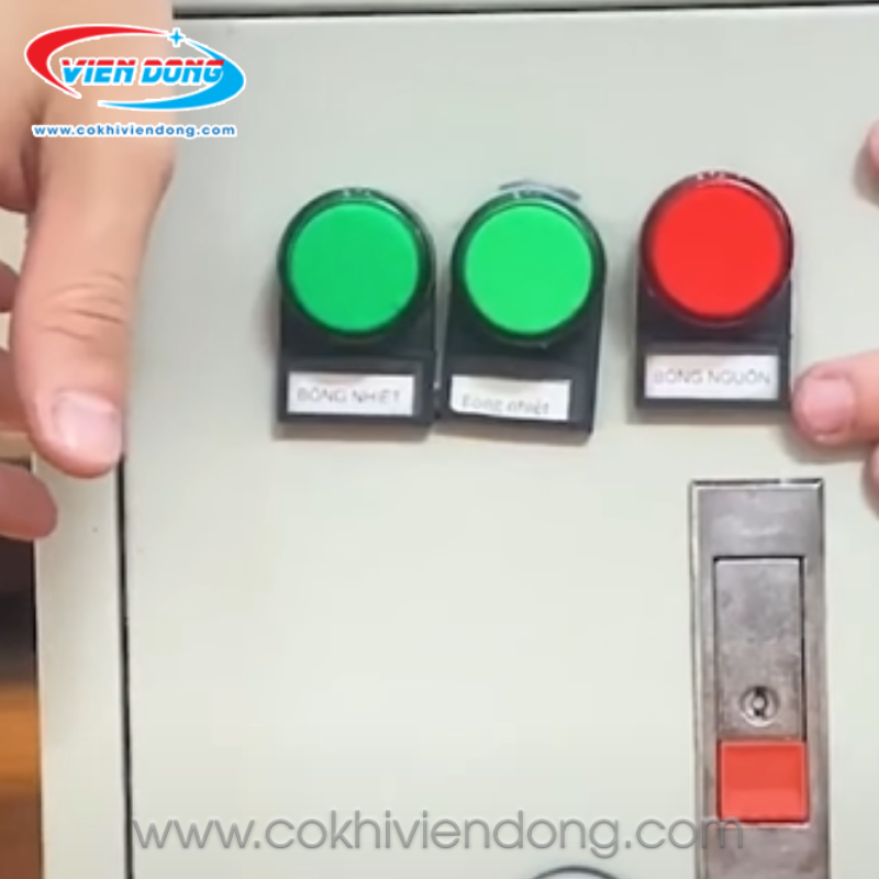Nồi nấu phở tủ điện chiết áp