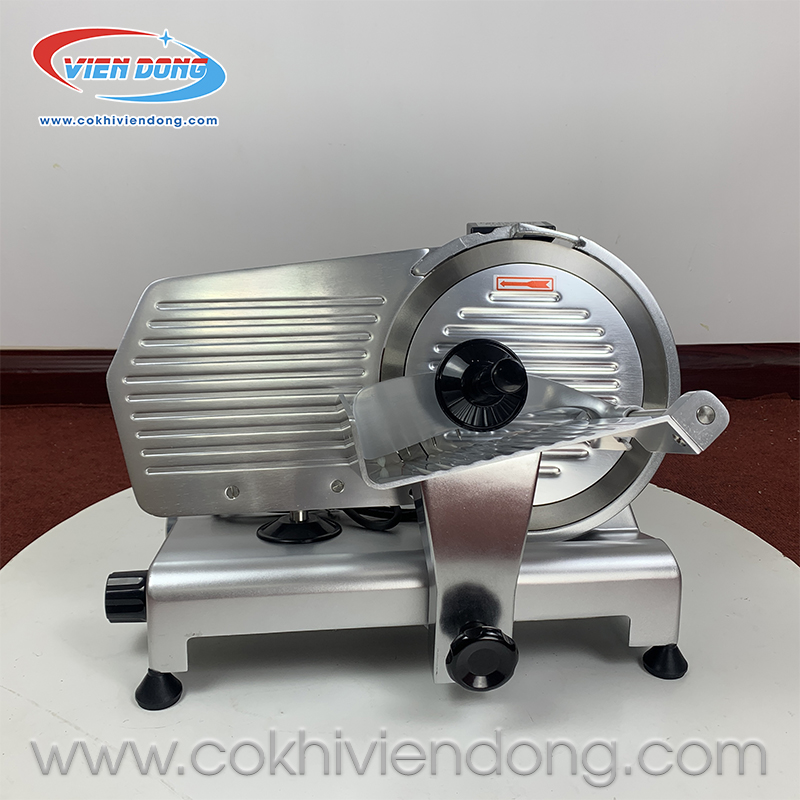 giá máy cắt thịt